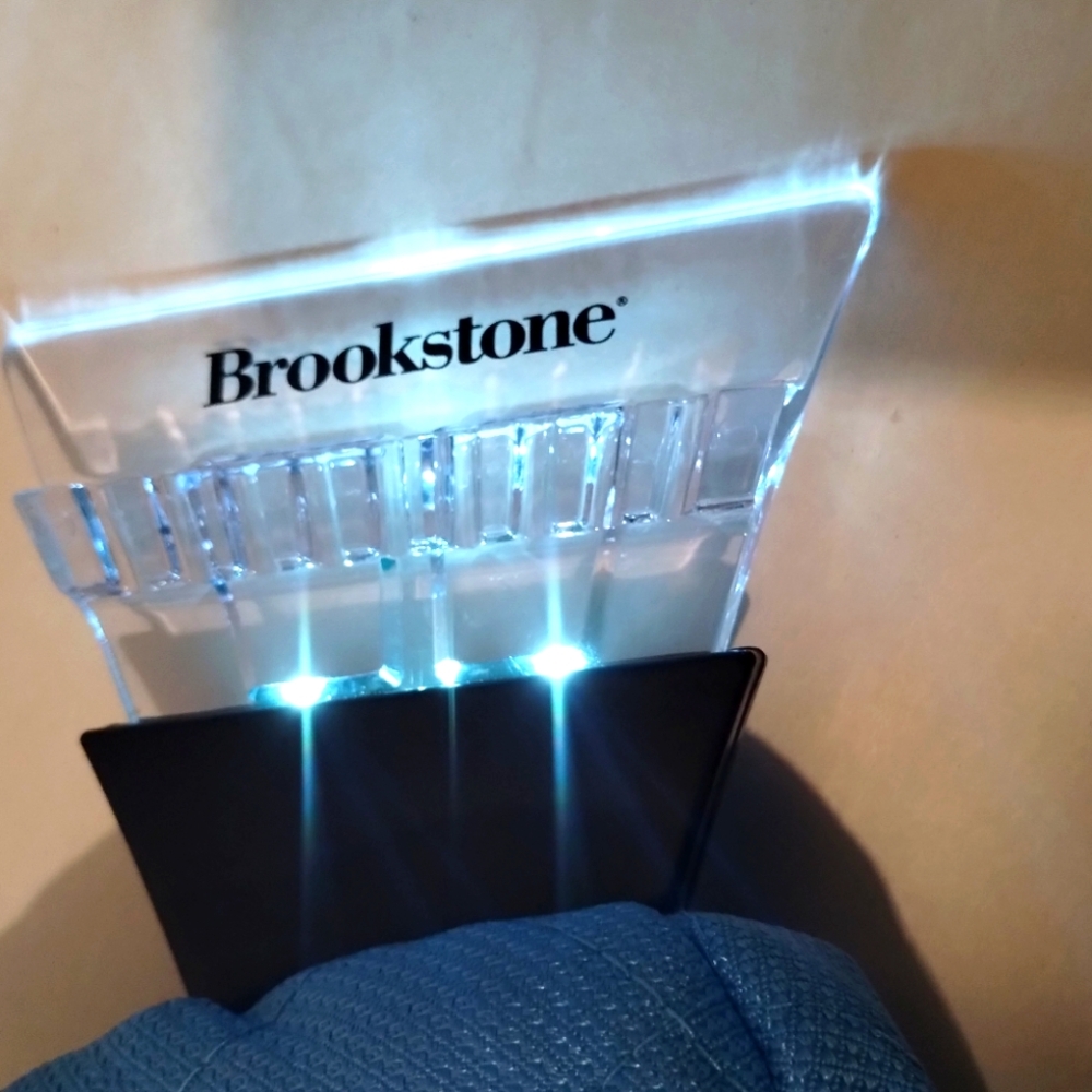 NWT Ice Scraper Mitt with LED Light